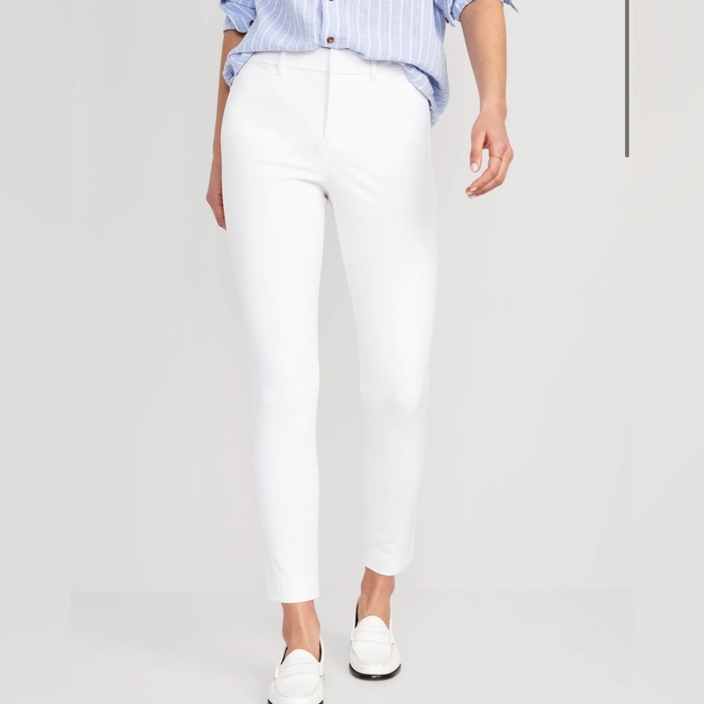 Old Navy White Pixie Pant